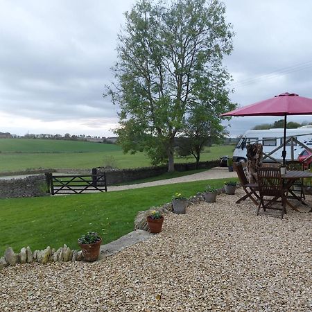 Thames Head Wharf - Historic Cotswold Cottage With Stunning Countryside Views Сайърънсестър Екстериор снимка