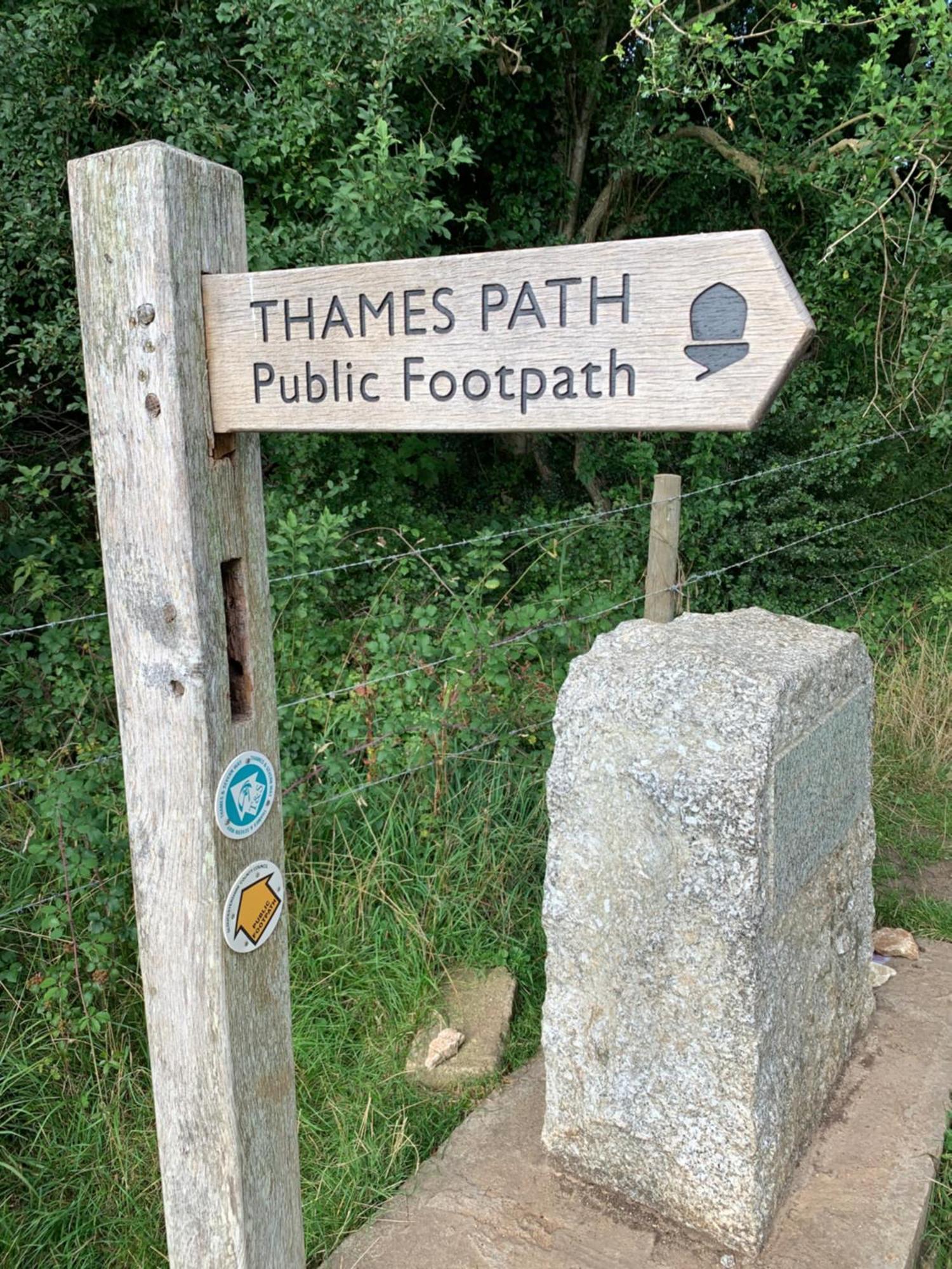 Thames Head Wharf - Historic Cotswold Cottage With Stunning Countryside Views Сайърънсестър Екстериор снимка